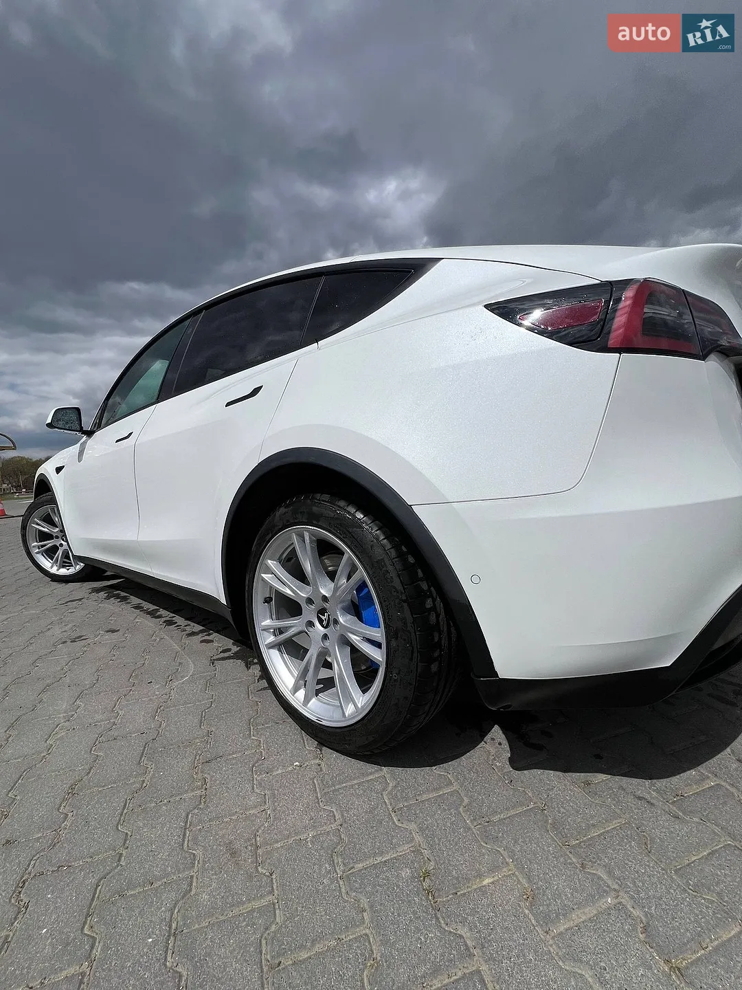 2021 Tesla Model Y - мініатюра 19