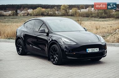 Позашляховик / Кросовер Tesla Model Y 2023 в Вишневому