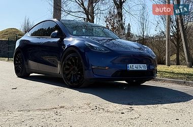 Позашляховик / Кросовер Tesla Model Y 2022 в Дніпрі