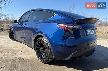 Позашляховик / Кросовер Tesla Model Y 2022 в Дніпрі