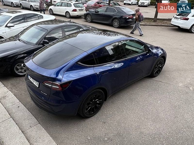 Внедорожник / Кроссовер Tesla Model Y 2023 в Черкассах