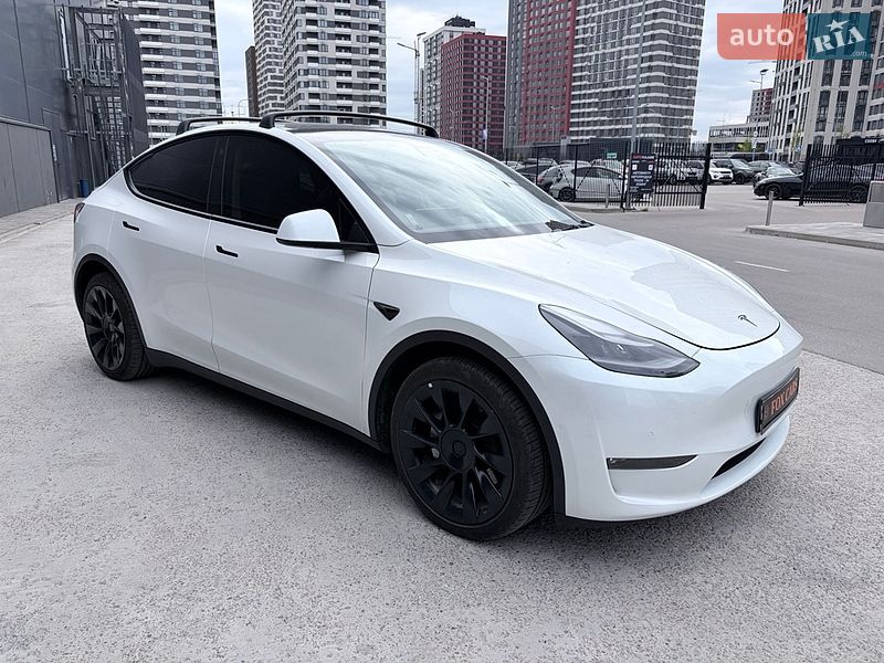 Внедорожник / Кроссовер Tesla Model Y 2021 в Киеве