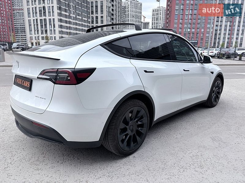 Внедорожник / Кроссовер Tesla Model Y 2021 в Киеве