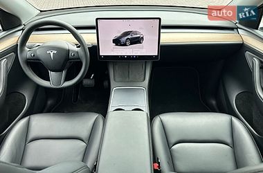 Позашляховик / Кросовер Tesla Model Y 2024 в Дніпрі