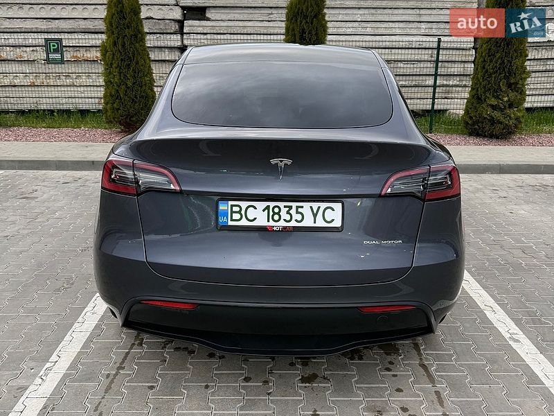 Внедорожник / Кроссовер Tesla Model Y 2023 в Стрые