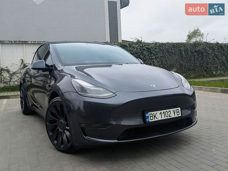 Tesla Model Y 2022