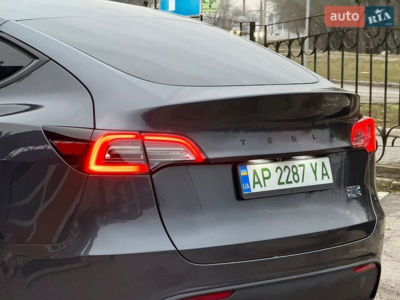 Внедорожник / Кроссовер Tesla Model Y 2024 в Запорожье