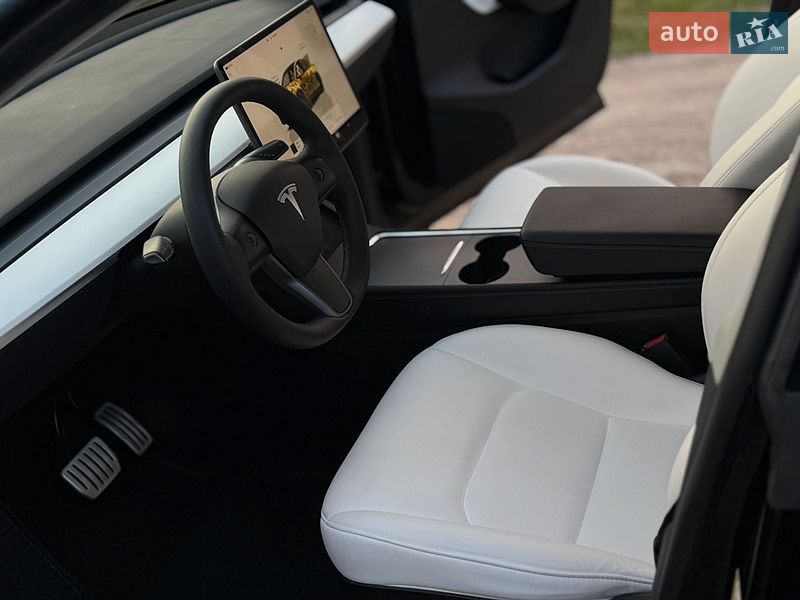 Внедорожник / Кроссовер Tesla Model Y 2022 в Запорожье