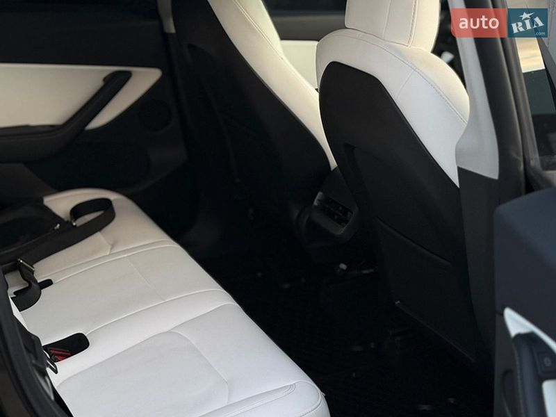 Внедорожник / Кроссовер Tesla Model Y 2022 в Запорожье