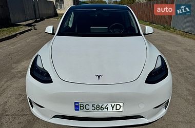 Внедорожник / Кроссовер Tesla Model Y 2024 в Луцке