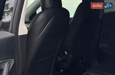 Внедорожник / Кроссовер Tesla Model Y 2022 в Киеве