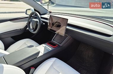 Внедорожник / Кроссовер Tesla Model Y 2025 в Виннице