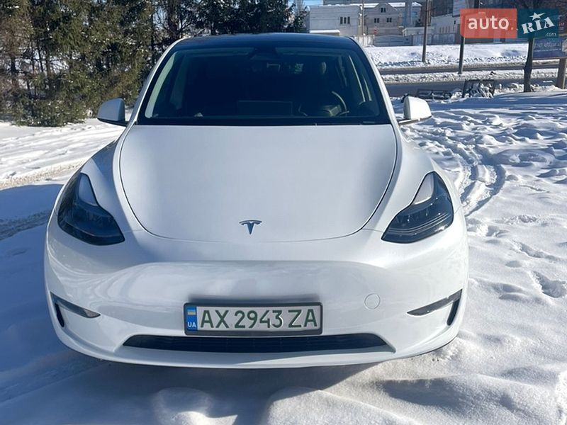 Внедорожник / Кроссовер Tesla Model Y 2023 в Харькове
