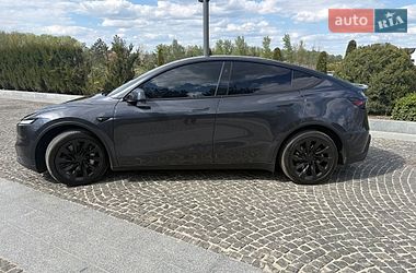 Внедорожник / Кроссовер Tesla Model Y 2025 в Днепре