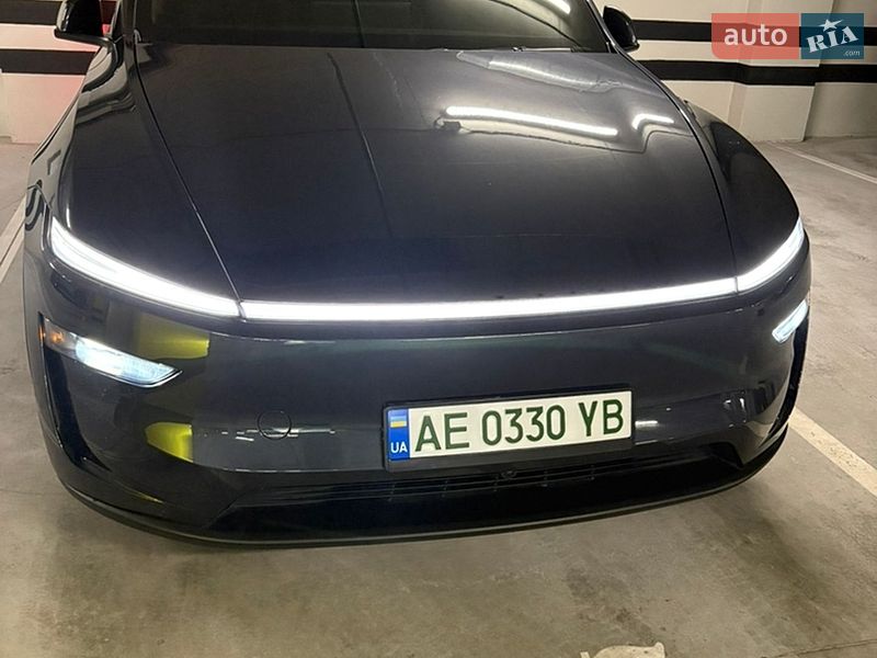 Внедорожник / Кроссовер Tesla Model Y 2025 в Днепре