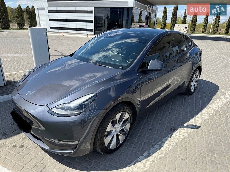 Внедорожник / Кроссовер Tesla Model Y 2021 в Львове