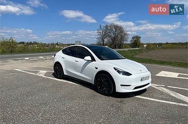 Внедорожник / Кроссовер Tesla Model Y 2022 в Черкассах