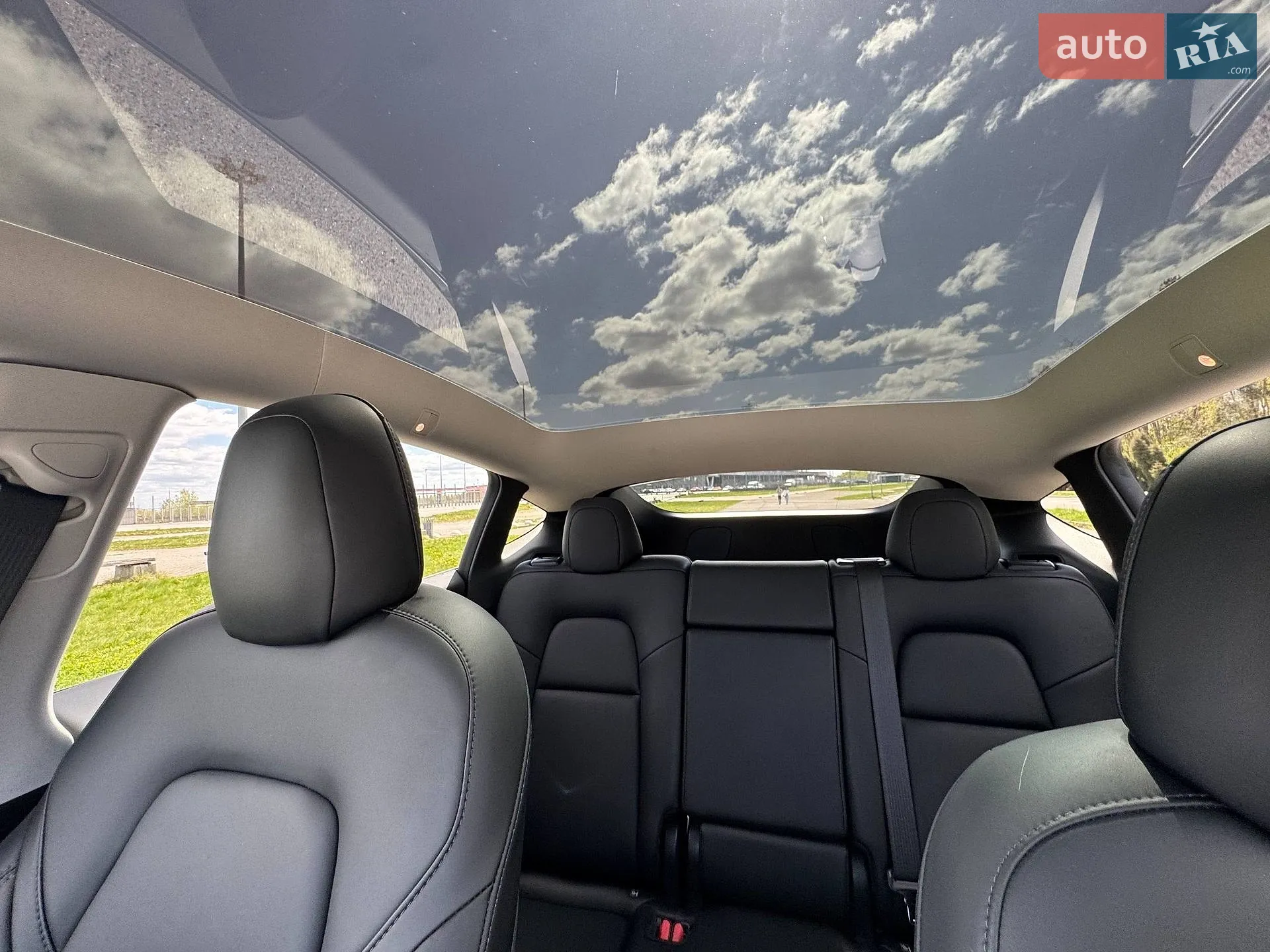 2021 Tesla Model Y - мініатюра 19