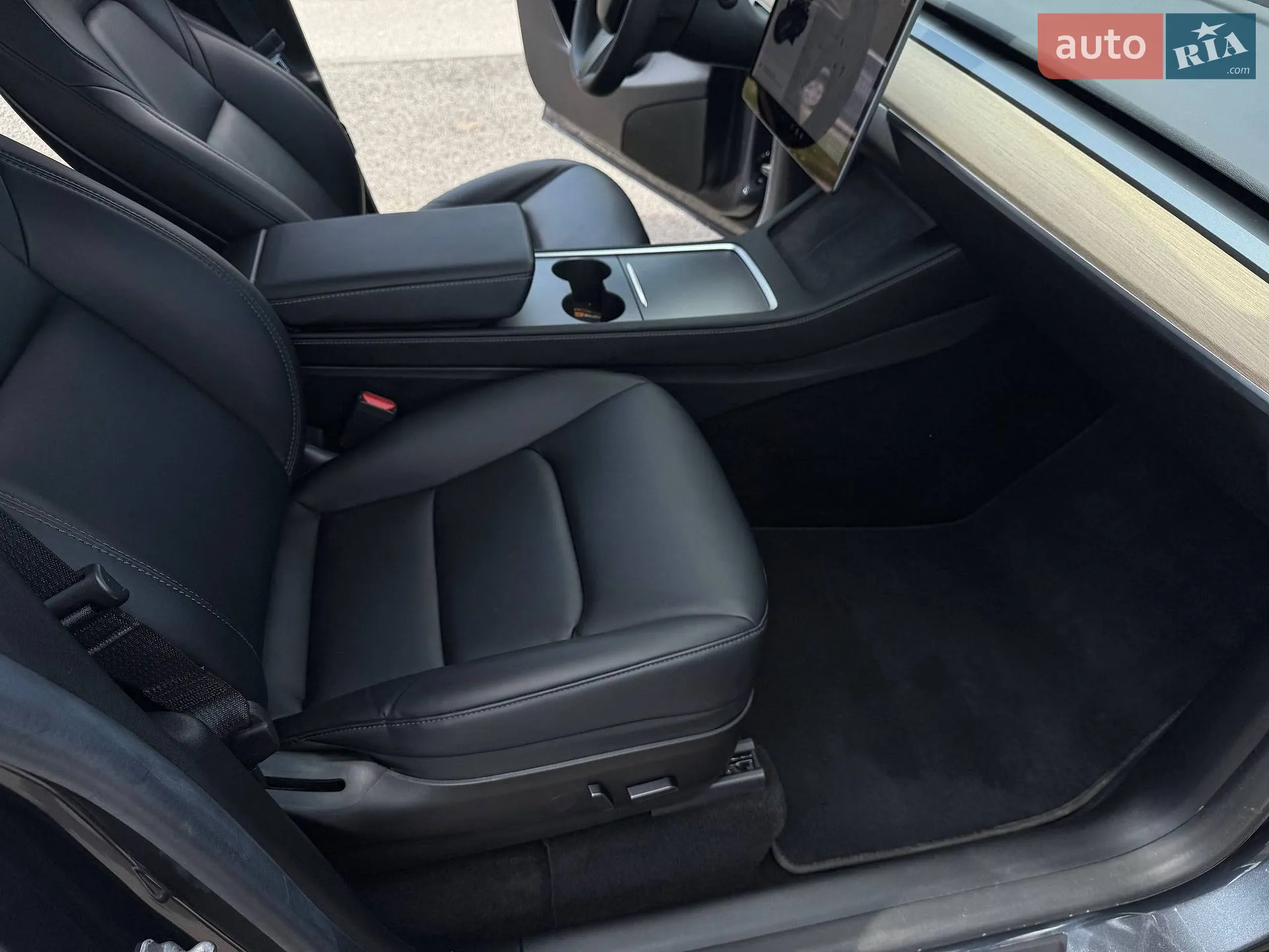 2021 Tesla Model Y - мініатюра 21
