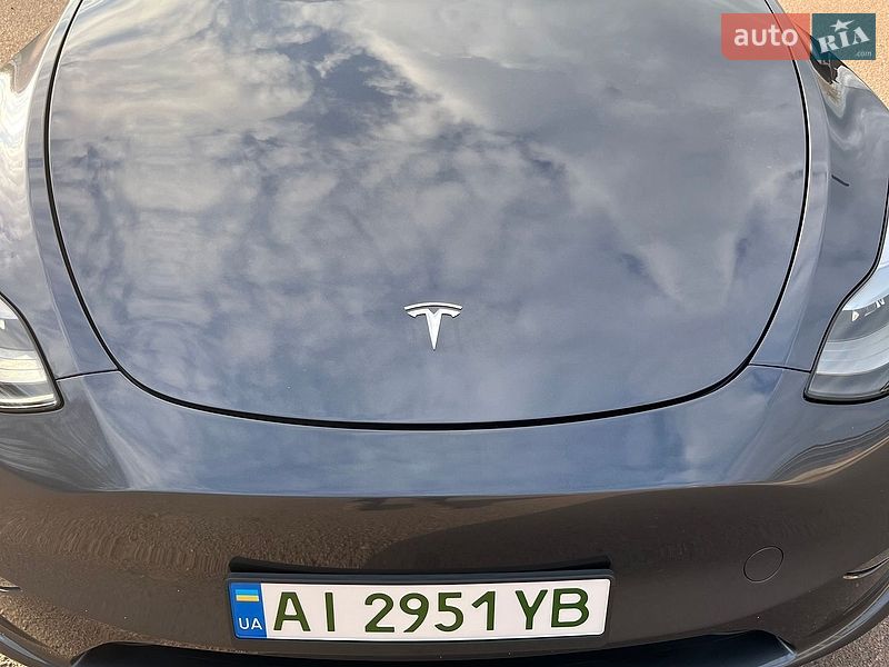 Внедорожник / Кроссовер Tesla Model Y 2023 в Чернигове