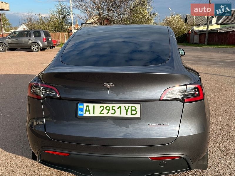Внедорожник / Кроссовер Tesla Model Y 2023 в Чернигове
