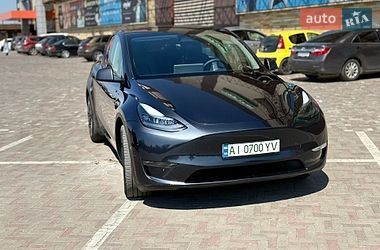Внедорожник / Кроссовер Tesla Model Y 2024 в Харькове