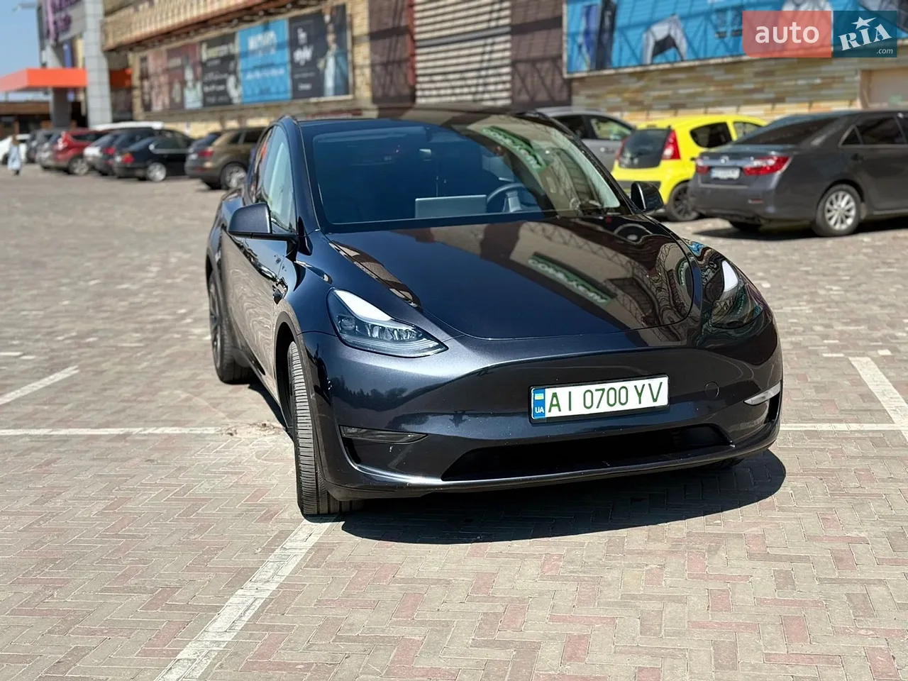 2025 Tesla Model Y - мініатюра 13
