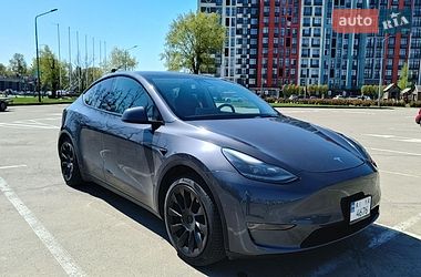 Позашляховик / Кросовер Tesla Model Y 2021 в Києві