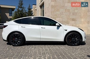 Внедорожник / Кроссовер Tesla Model Y 2022 в Львове