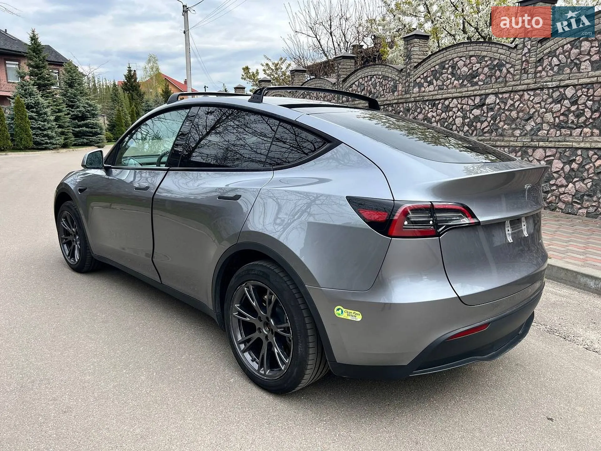 2025 Tesla Model Y - мініатюра 5