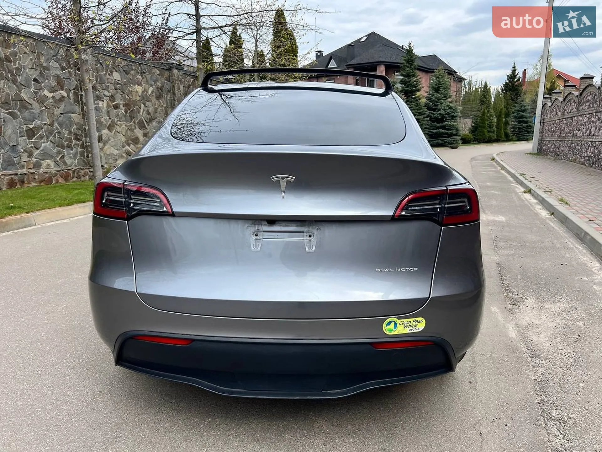 2025 Tesla Model Y - мініатюра 7