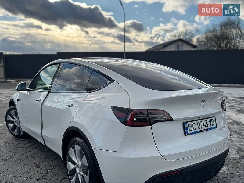 Внедорожник / Кроссовер Tesla Model Y 2022 в Новом Калинове