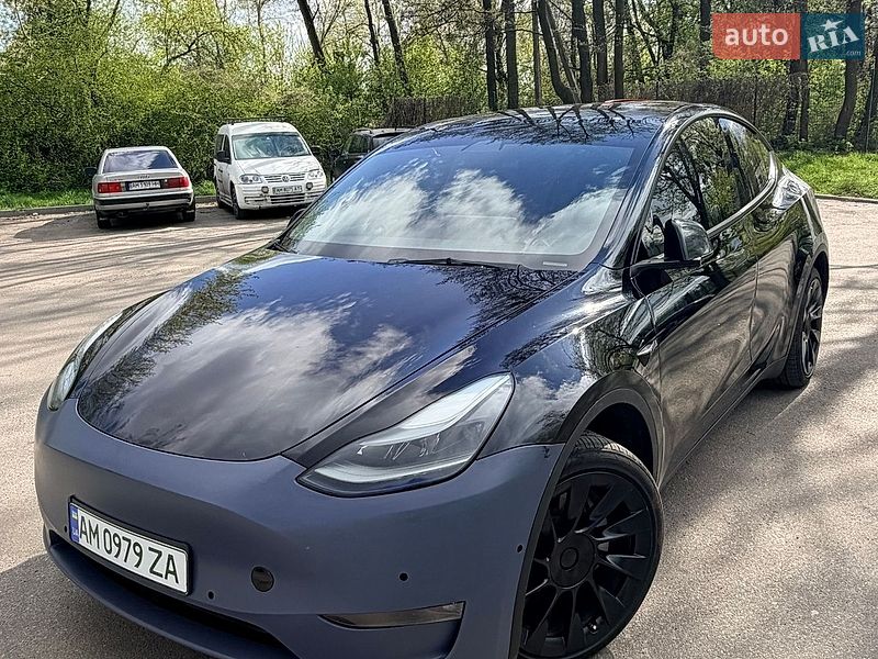 Tesla Model Y 2022