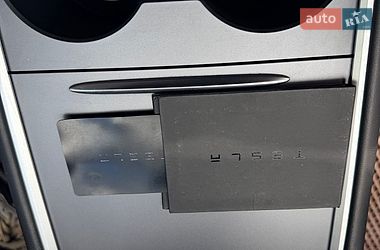 Внедорожник / Кроссовер Tesla Model Y 2022 в Житомире