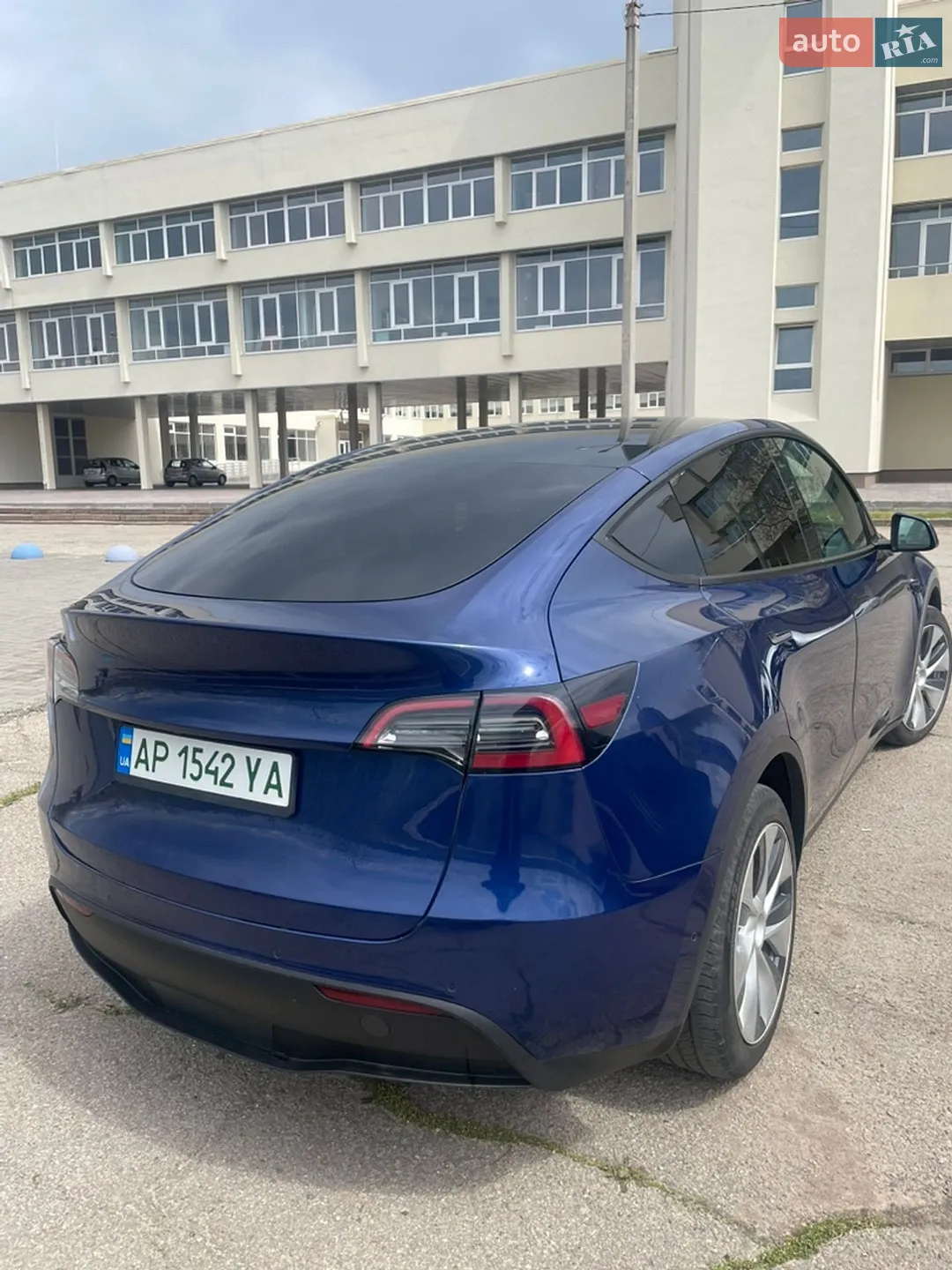 2021 Tesla Model Y - мініатюра 4