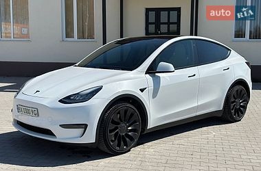 Внедорожник / Кроссовер Tesla Model Y 2021 в Тернополе