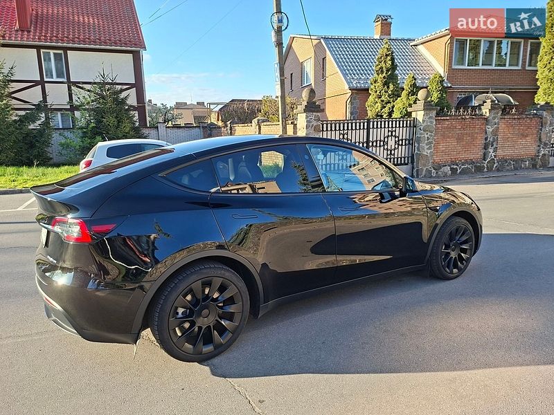 Позашляховик / Кросовер Tesla Model Y 2024 в Вінниці