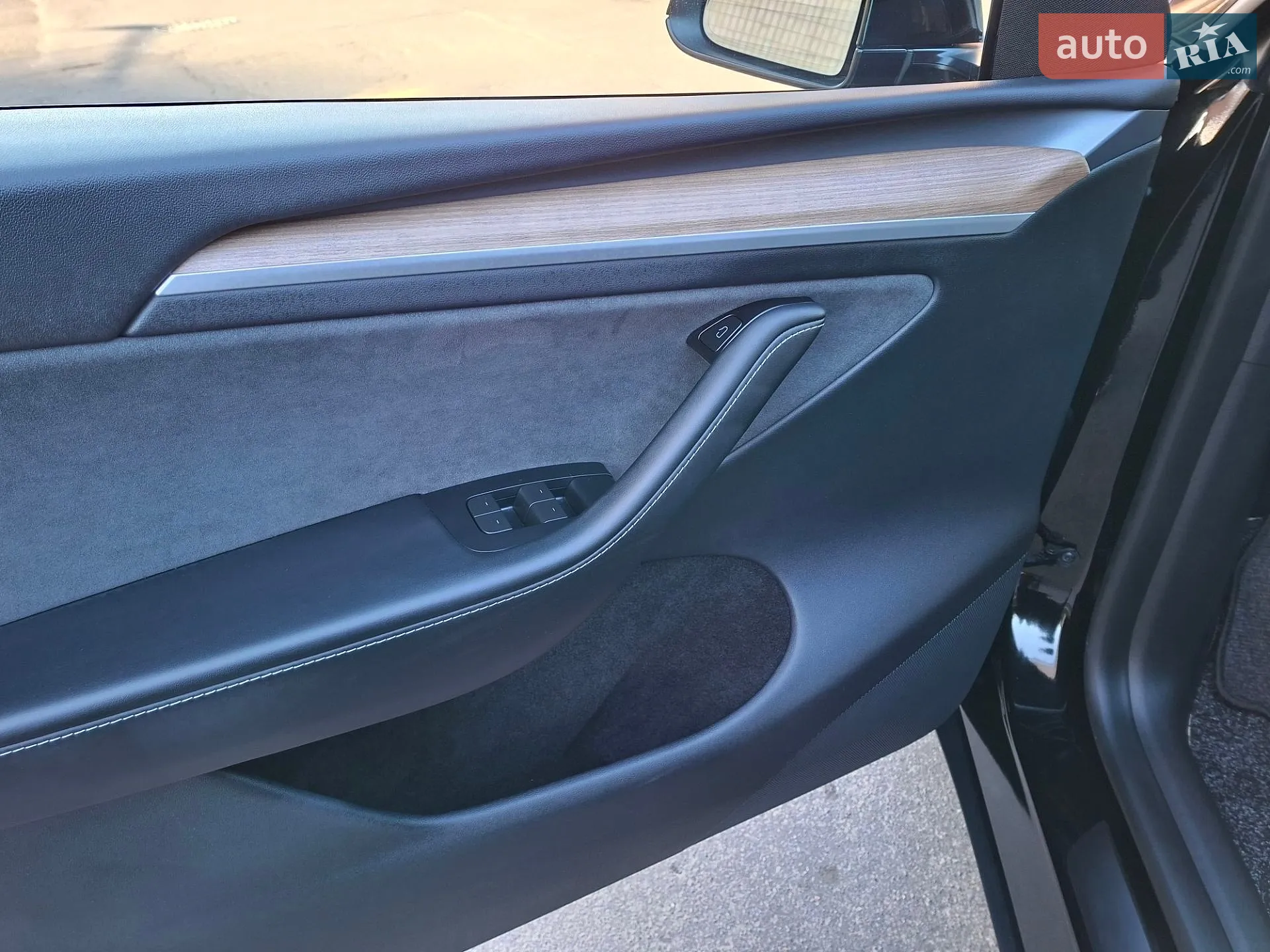 2024 Tesla Model Y - мініатюра 14