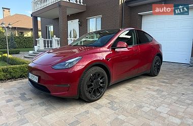 Внедорожник / Кроссовер Tesla Model Y 2022 в Киеве