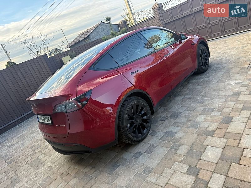 Внедорожник / Кроссовер Tesla Model Y 2022 в Киеве