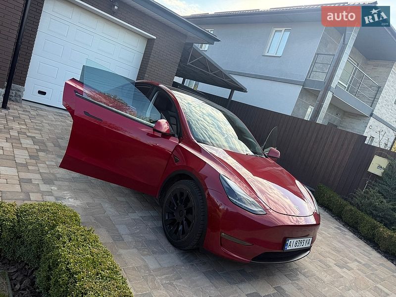 Внедорожник / Кроссовер Tesla Model Y 2022 в Киеве