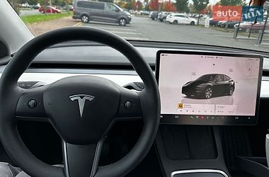 Внедорожник / Кроссовер Tesla Model Y 2024 в Киеве