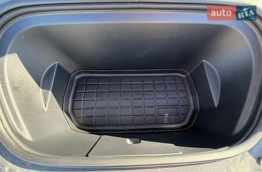 Внедорожник / Кроссовер Tesla Model Y 2023 в Львове