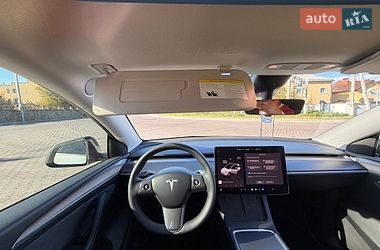 Внедорожник / Кроссовер Tesla Model Y 2023 в Львове