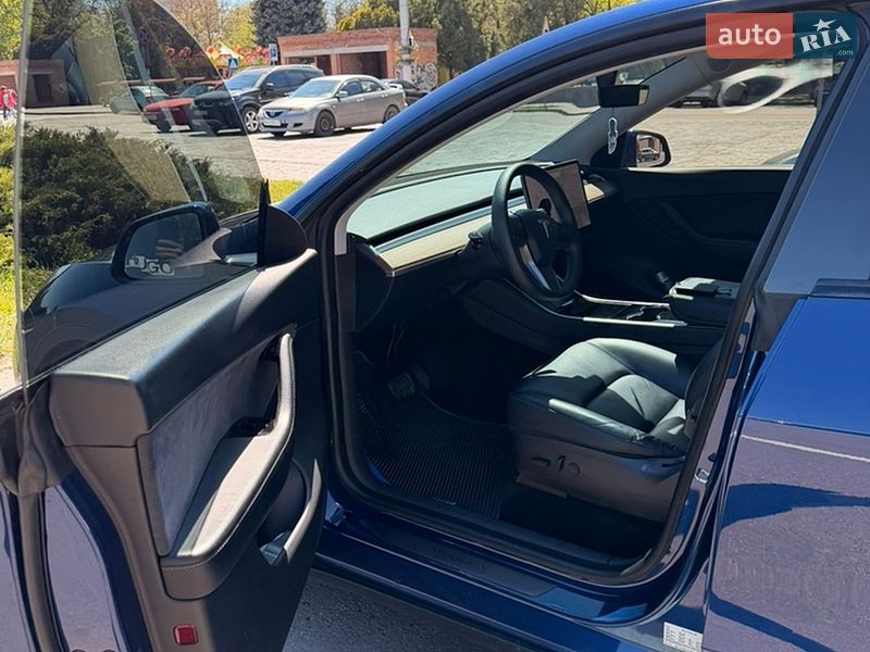 Позашляховик / Кросовер Tesla Model Y 2020 в Кременчуці