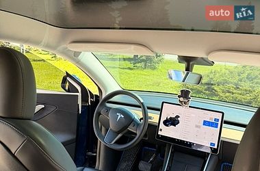 Позашляховик / Кросовер Tesla Model Y 2020 в Кременчуці