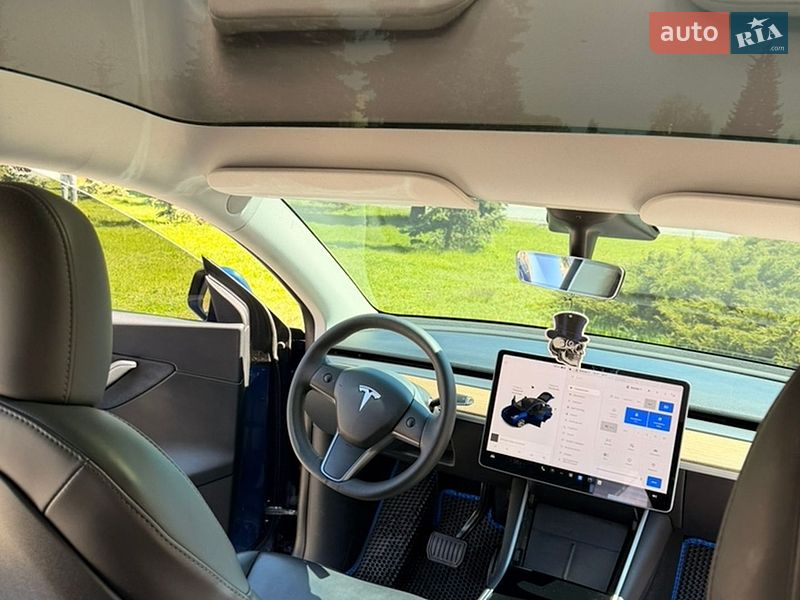 Позашляховик / Кросовер Tesla Model Y 2020 в Кременчуці