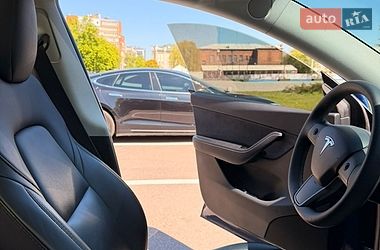 Позашляховик / Кросовер Tesla Model Y 2020 в Кременчуці