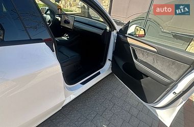 Внедорожник / Кроссовер Tesla Model Y 2023 в Тернополе