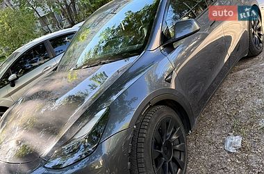 Позашляховик / Кросовер Tesla Model Y 2021 в Дніпрі